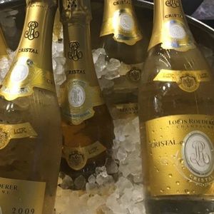 Hi! I'm Cristal. 🥂